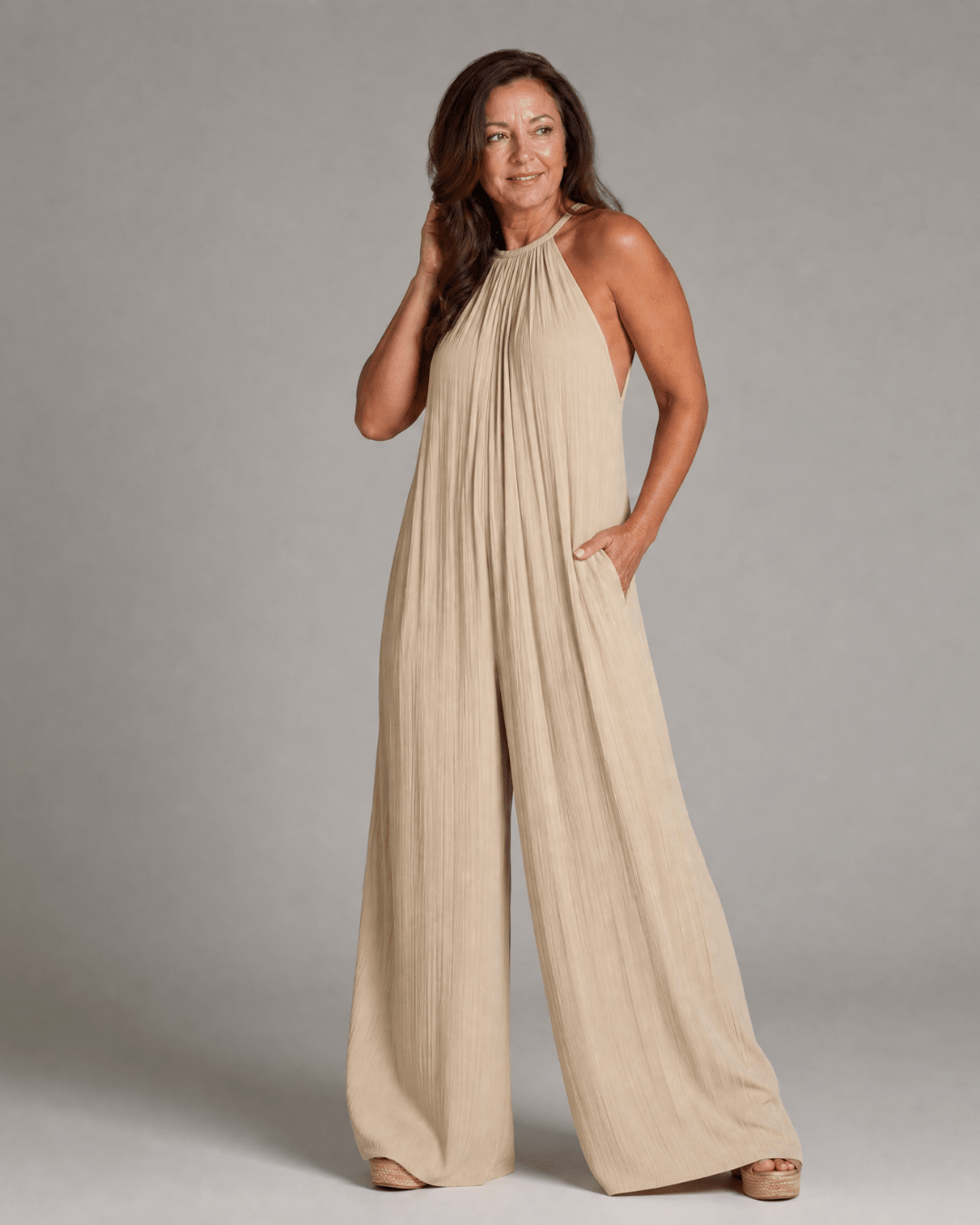 Sylvara | Enterizo de Pierna Ancha con Escote Halter - SC